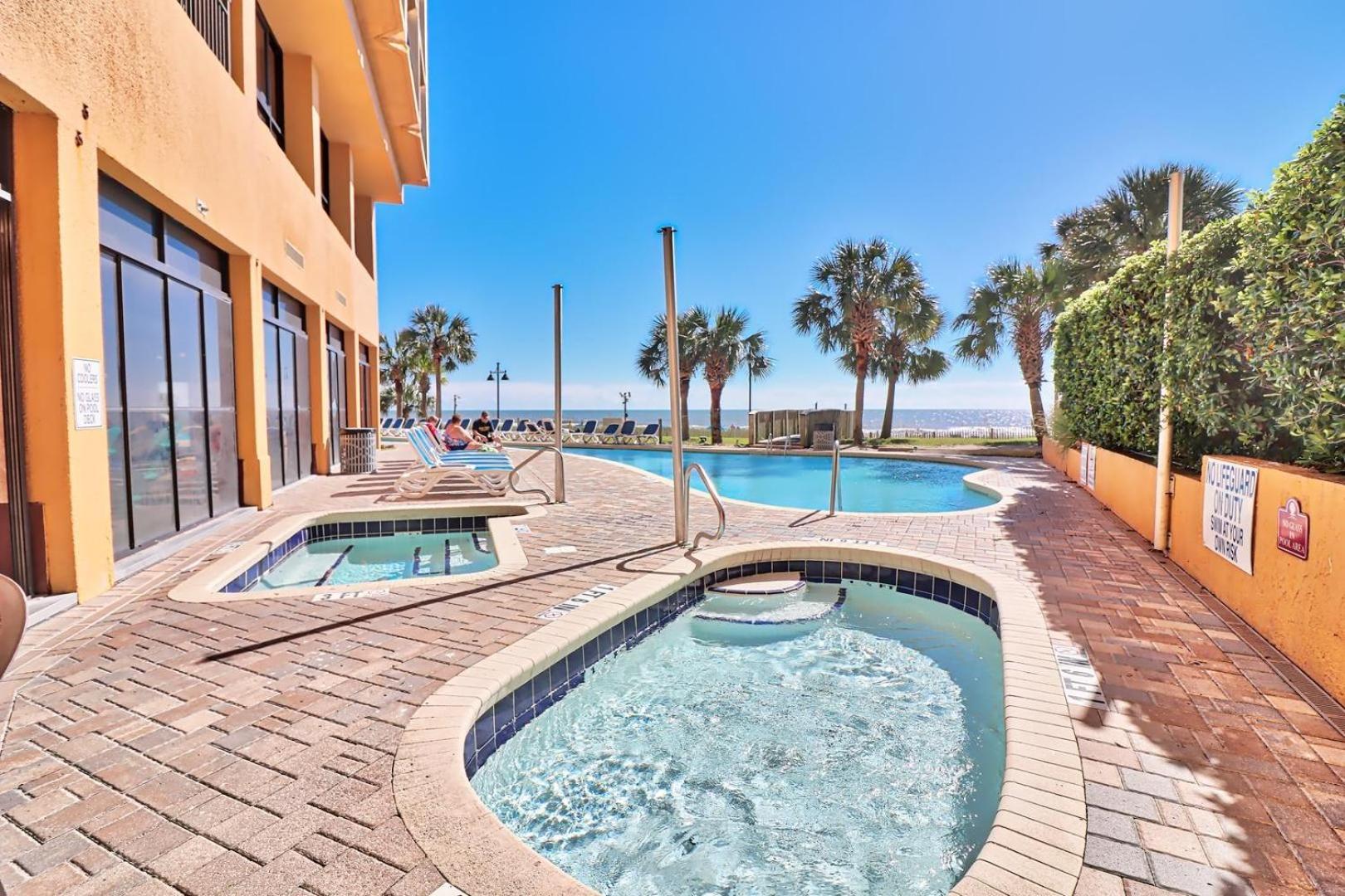 Enticing Ocean View Condo Located On The Blvd, Wifi Included, Monthly Winter Ren Myrtle Beach Kültér fotó